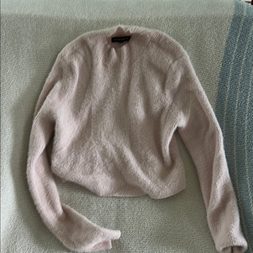 Kendall & Kylie Soft Pink Crew Neck Sweater